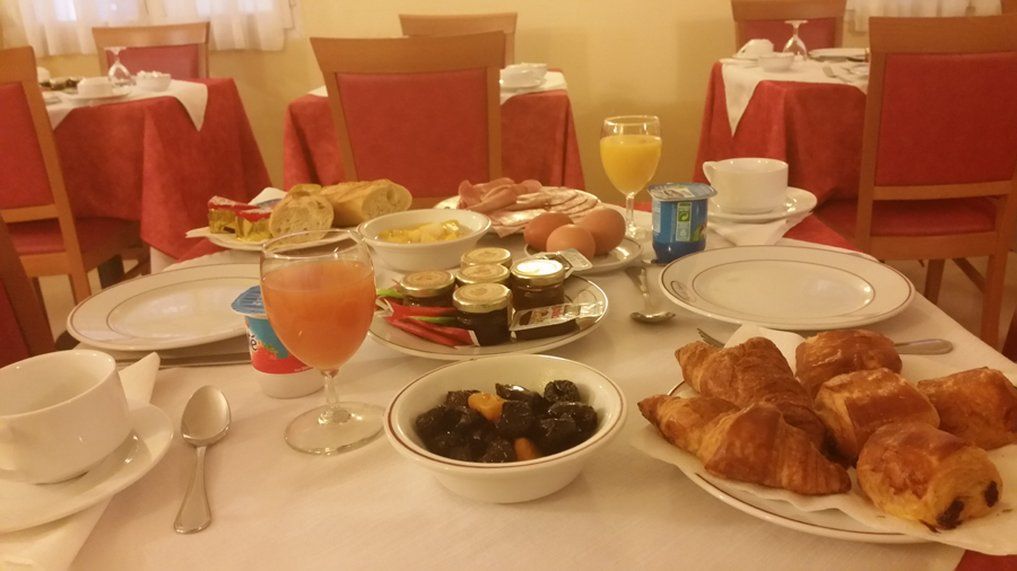 Hotel Les Cigales 3*