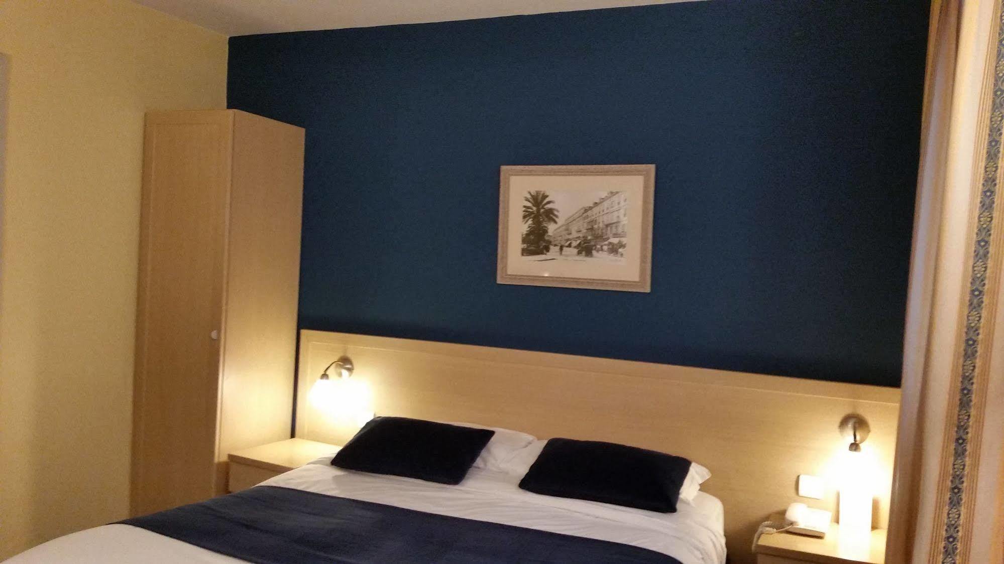 Les Cigales 3* Nice